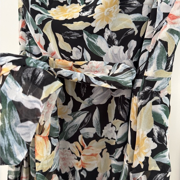 Petal & Pup Amren Dress Floral Dress Spring Wedding Guest Event Occasion - Picture 7 of 7